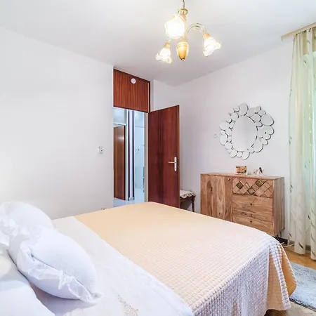 Apartment 123 For Split
